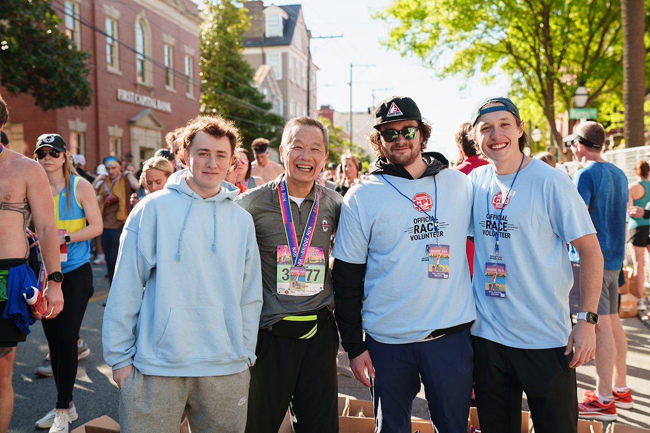 President Hsu runs the race 