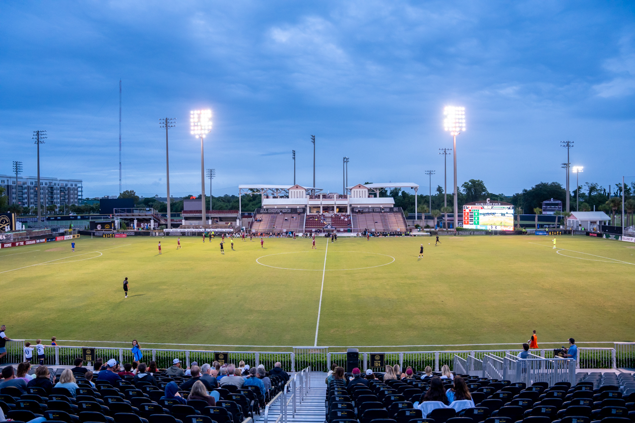 wide angle at Patriots point field 