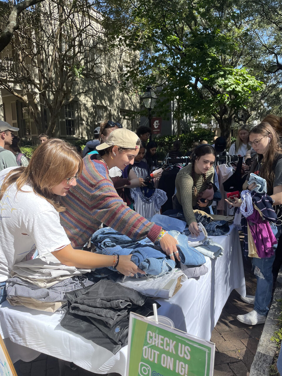 Free Store Pop-Up @ the Farmer's Market