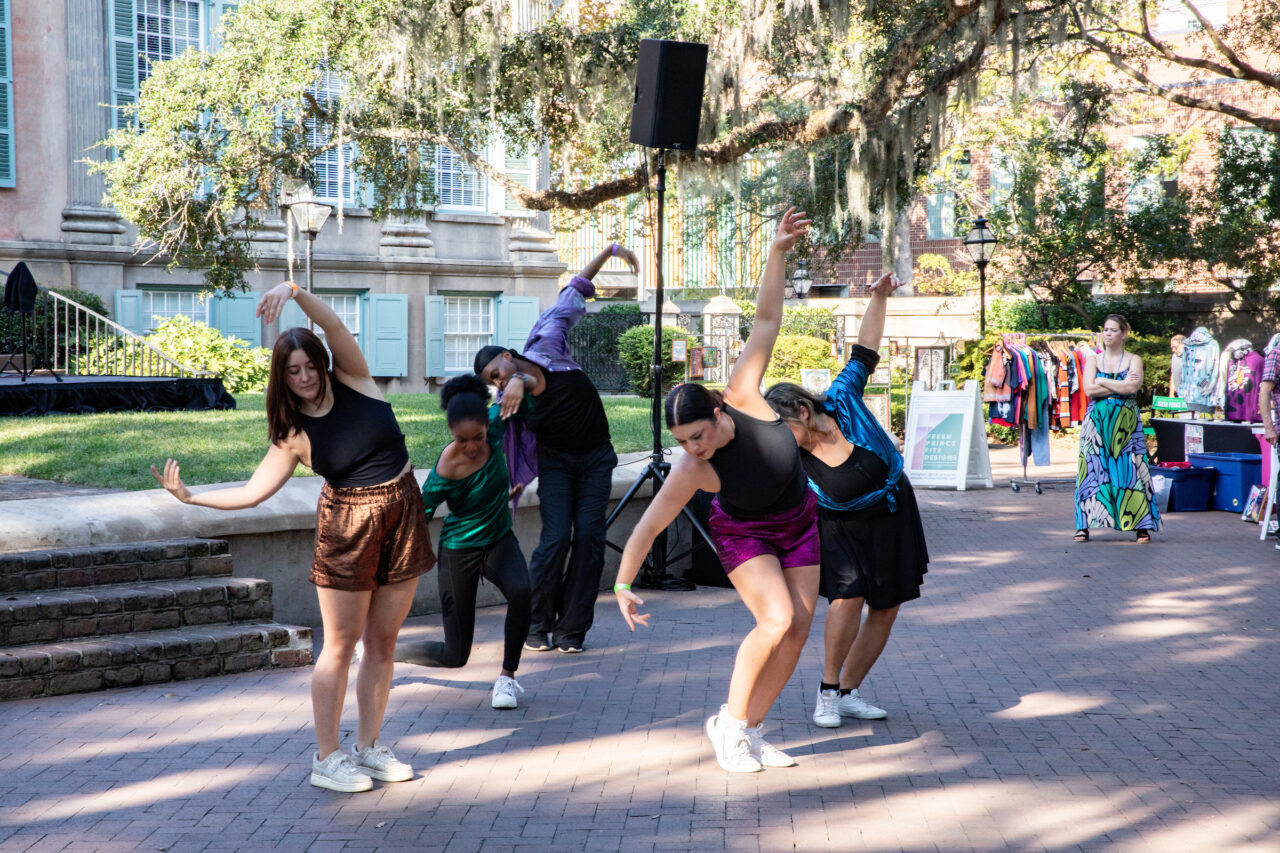 contemporary dance in the cistern