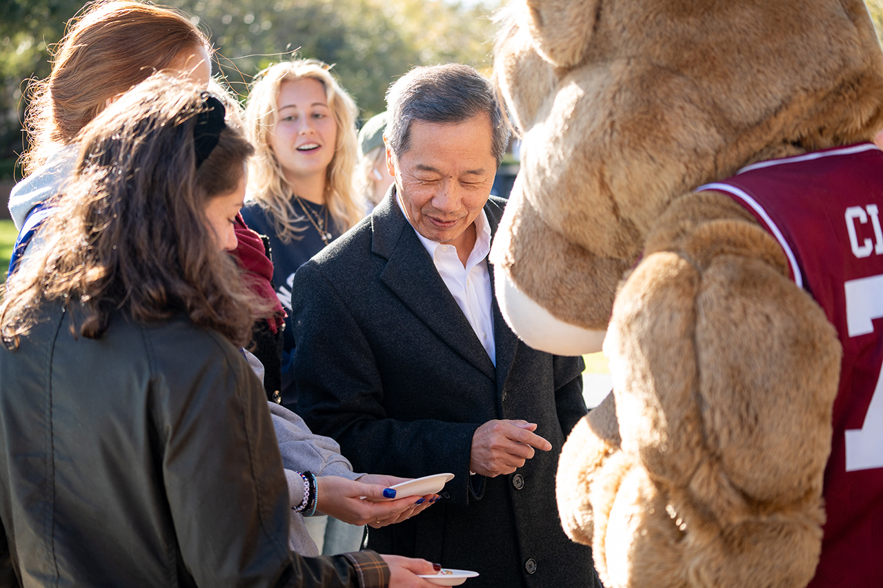 students make cookies during finals week for stress relief outside the library 