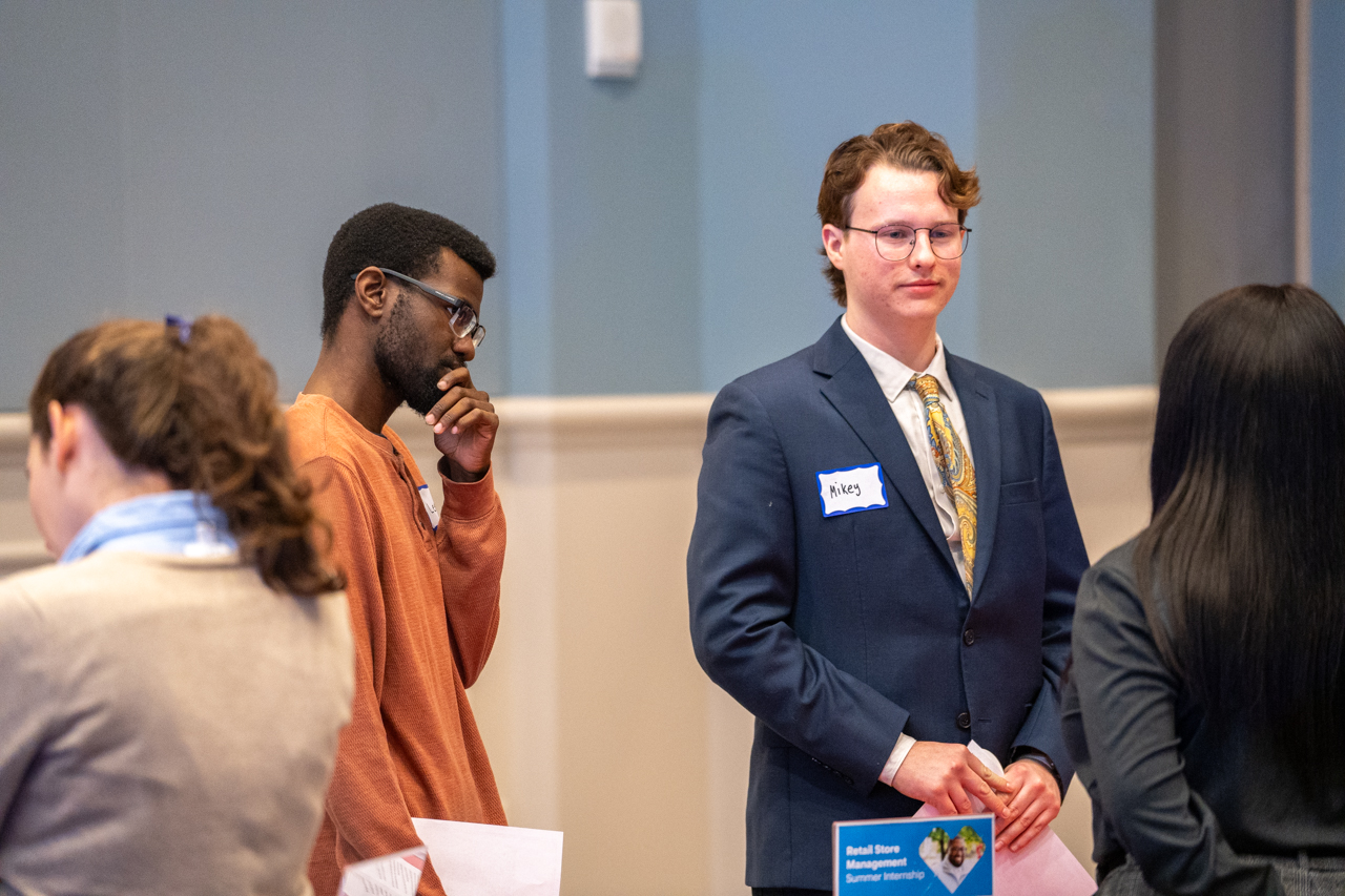 students attend the College of Charleston Career Expo in the Gillard Center 