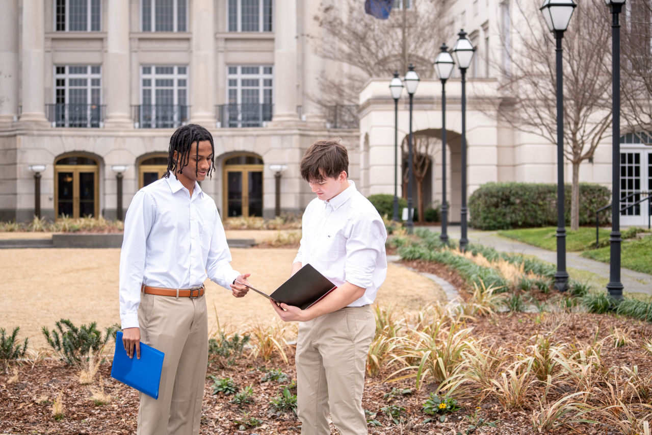 students attend the College of Charleston Career Expo in the Gillard Center