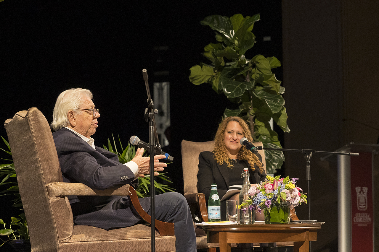 Carl Bernstein speaks at the college 