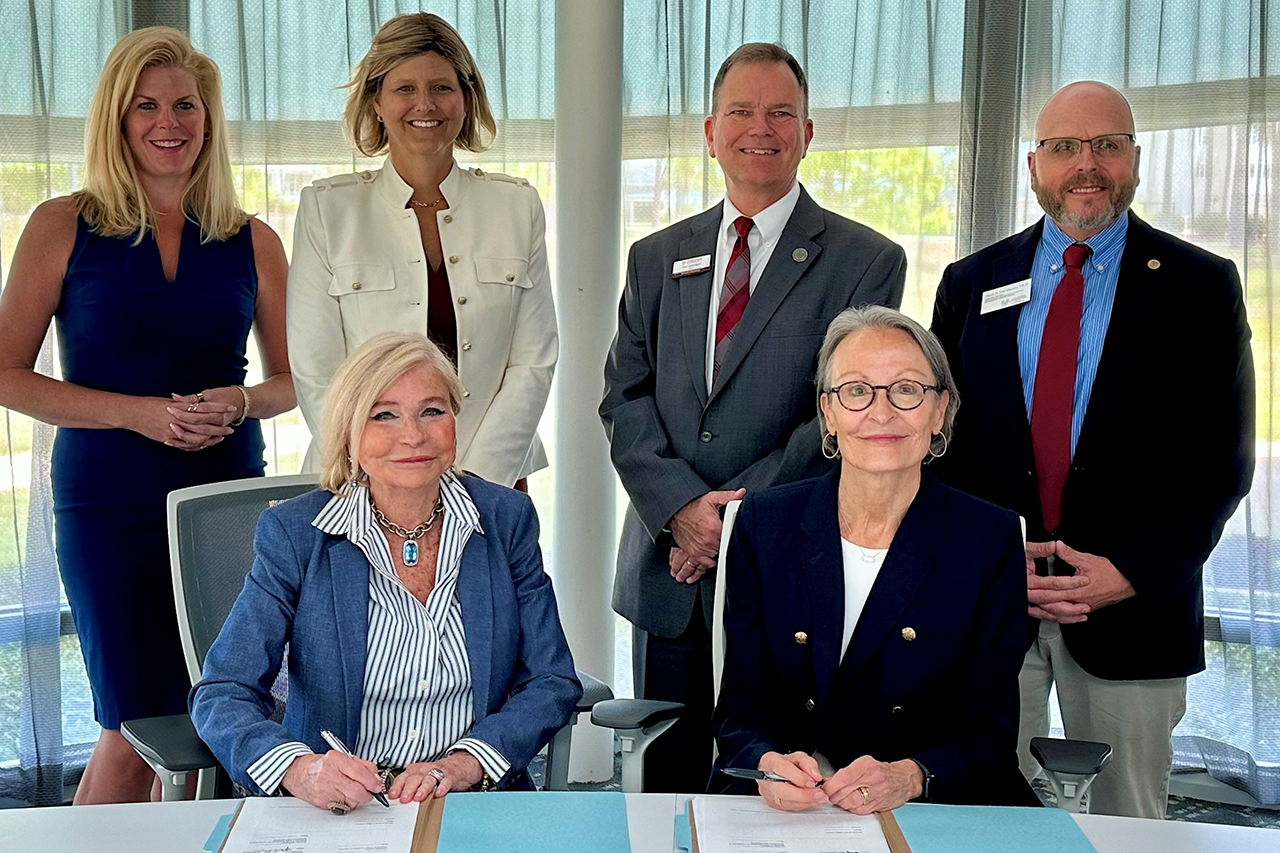 HGTC and College of Charleston Sign Transfer Agreement 2025 - Group Photo 1