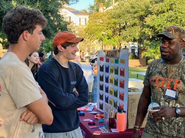 Students Register to Vote