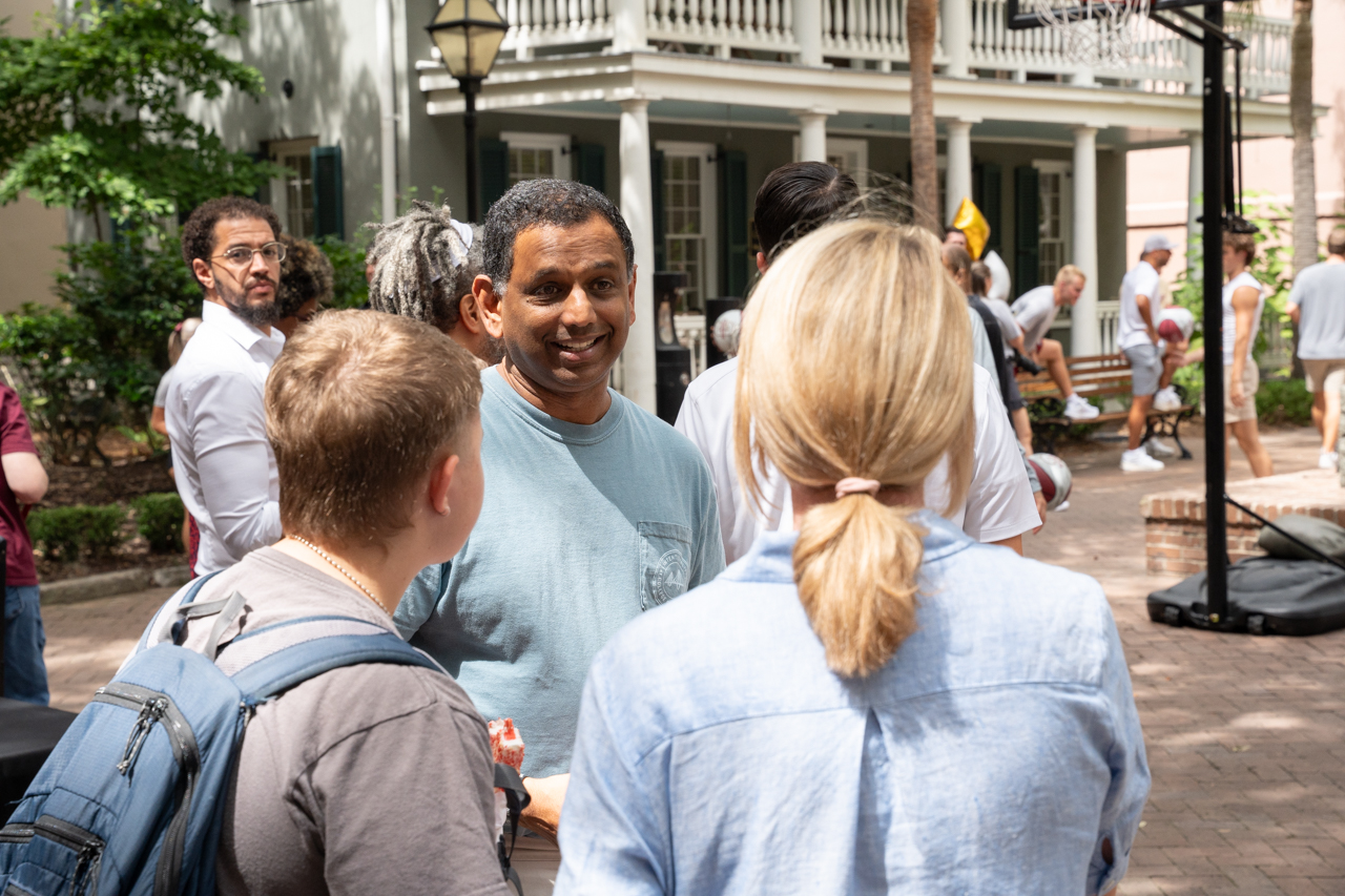 faculty, students and staff enjoy hoops and scoops activity in Cougar Mall